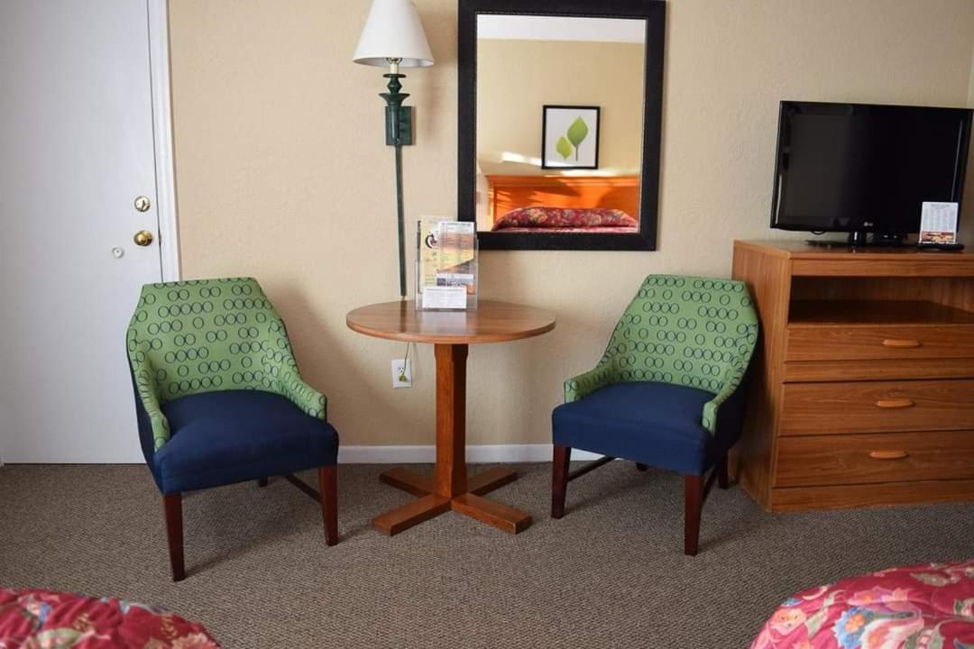 Mountain Aire Inn Sevierville - Pigeon Forge Bagian luar foto